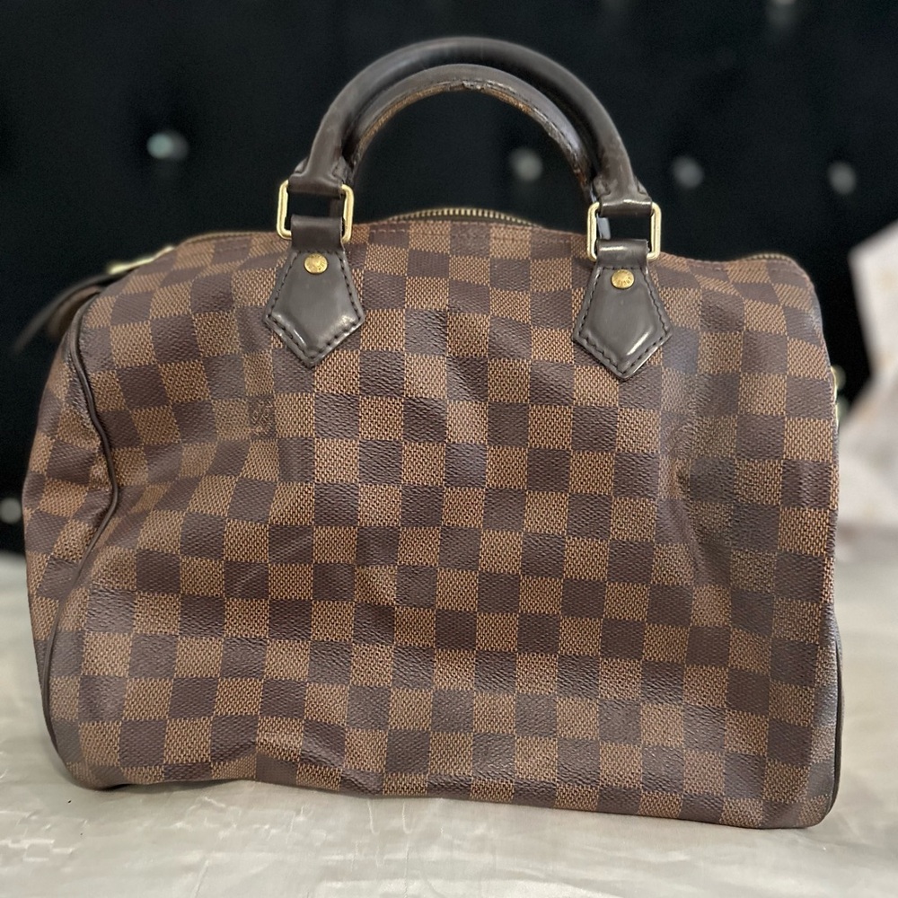 Louis Vuitton 30 Speedy